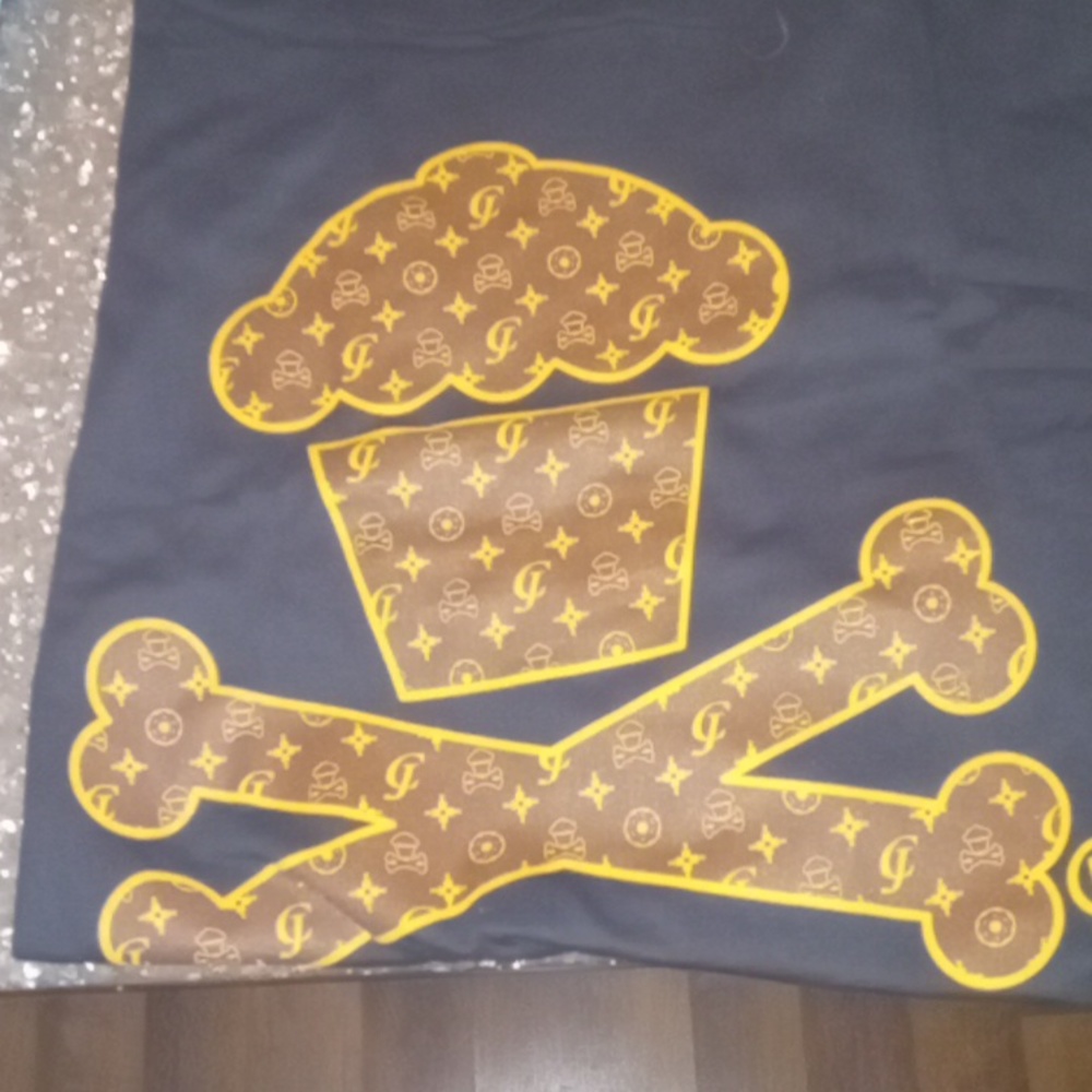 Johnny cupcakes (name unknown) NWOT